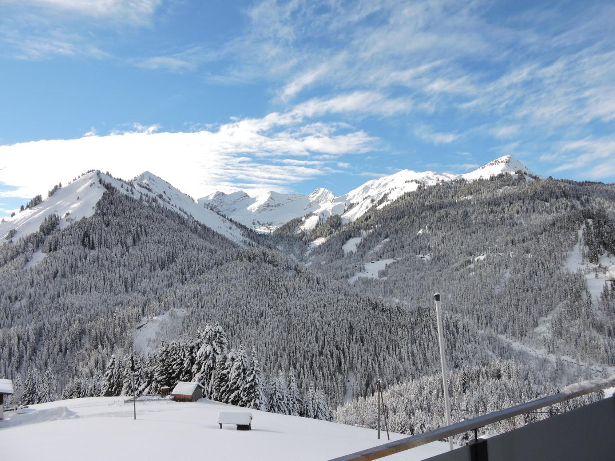 Gasthof Bergblick Berwang Exterior foto