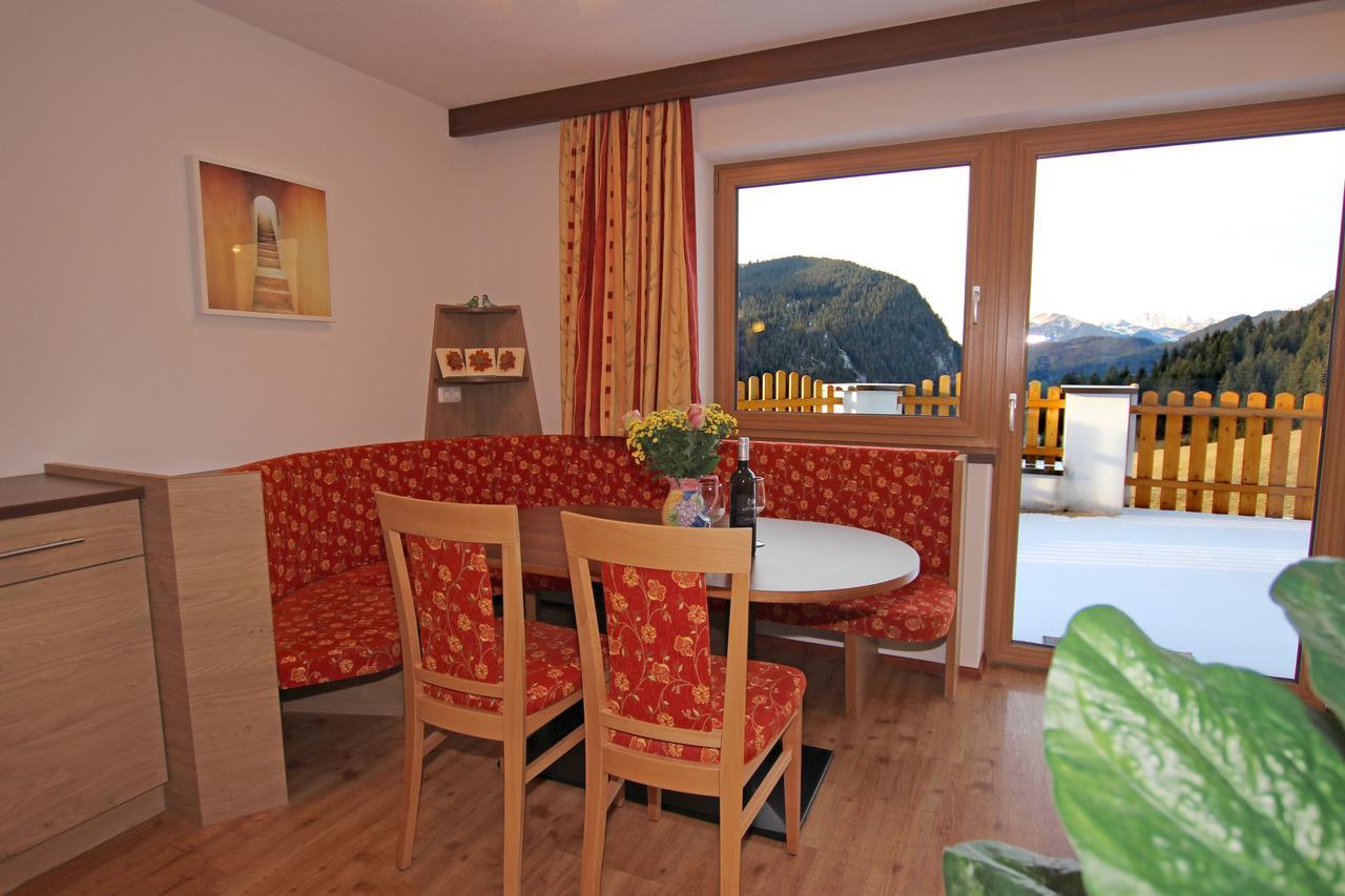 Gasthof Bergblick Berwang Exterior foto